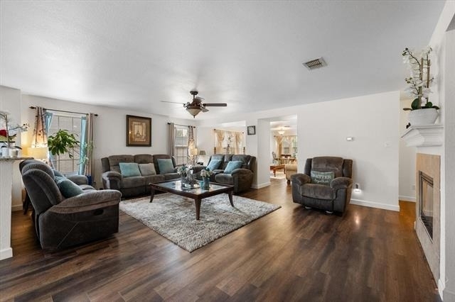 1315 Foster Street - Photo 10
