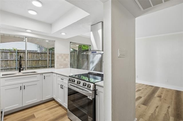 734 Sceptre Circle - Photo 8
