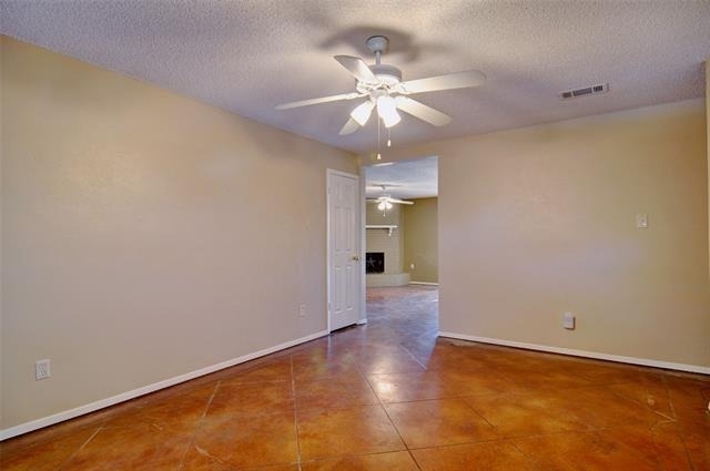 708 Annapolis Drive - Photo 2