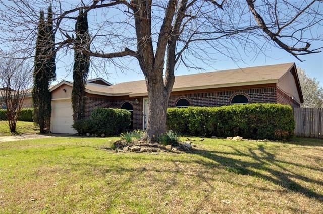 708 Annapolis Drive - Photo 1