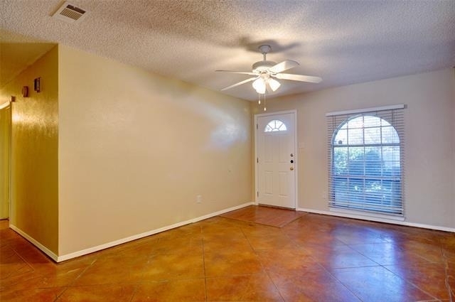 708 Annapolis Drive - Photo 4