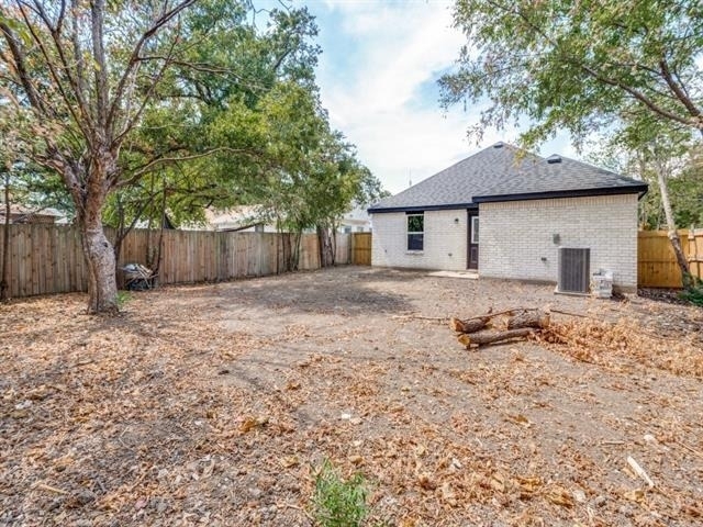 4220 Hamilton Avenue - Photo 17