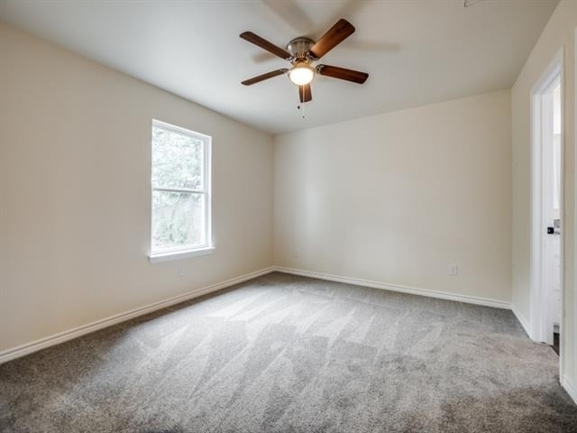4220 Hamilton Avenue - Photo 11