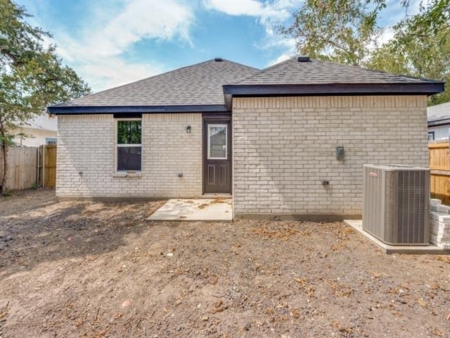 4220 Hamilton Avenue - Photo 16