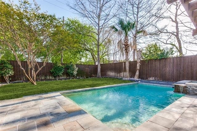 5454 Vickery Boulevard - Photo 2