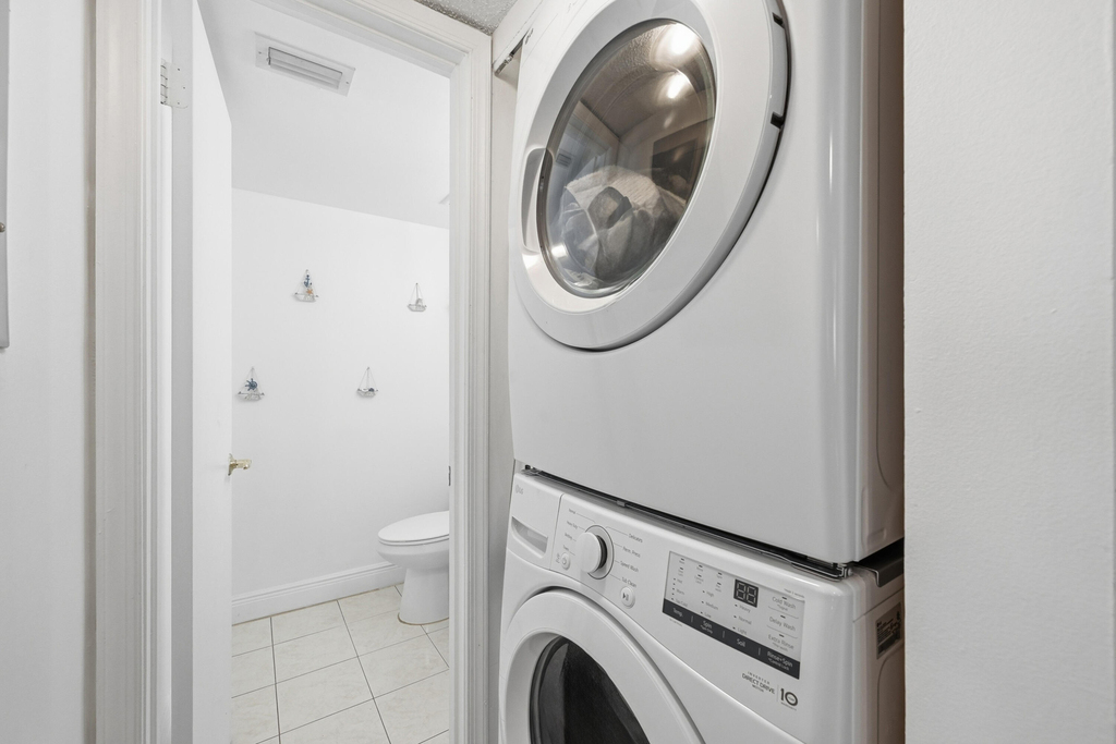 2498 Nw 99th Avenue - Photo 14