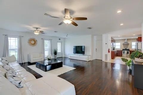 3170 Nw 68th Court - Photo 9
