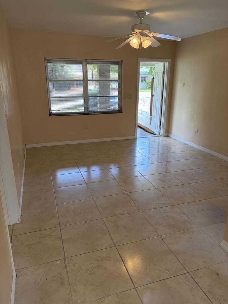 638 Ne 138th Street - Photo 7