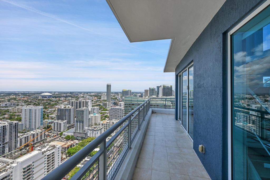 60 Sw 13th Street - Photo 16