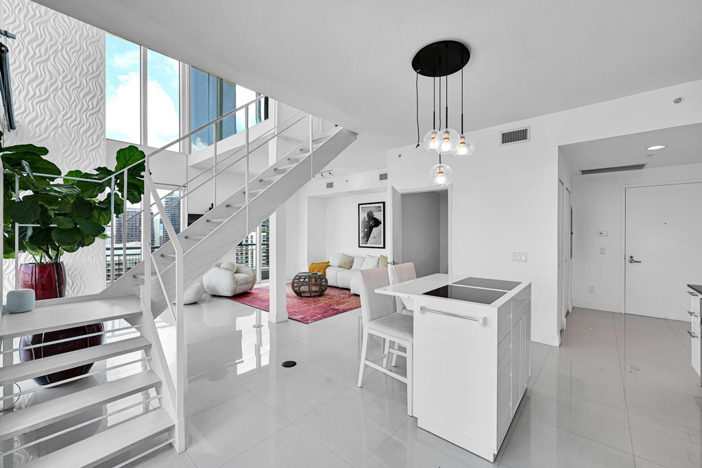 60 Sw 13th Street - Photo 7