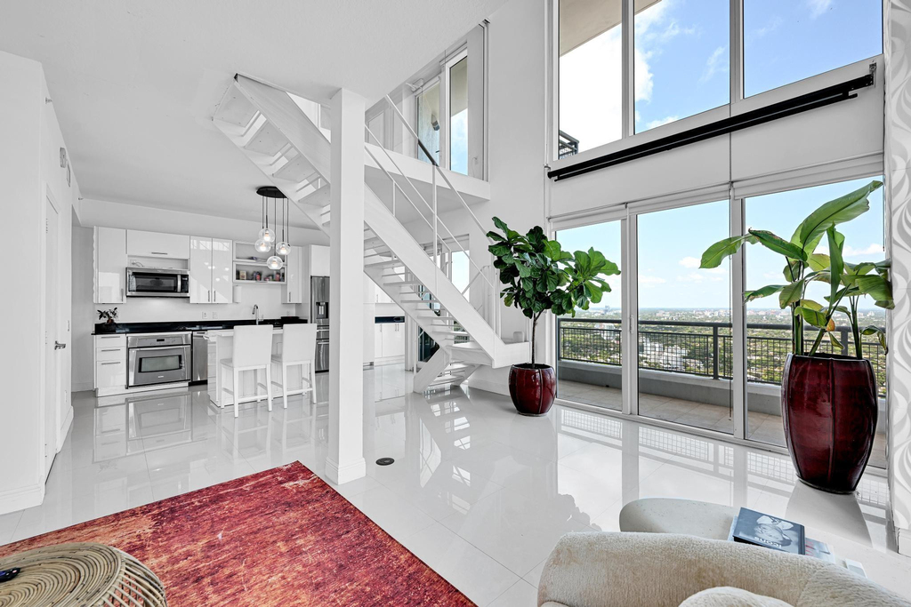 60 Sw 13th Street - Photo 11