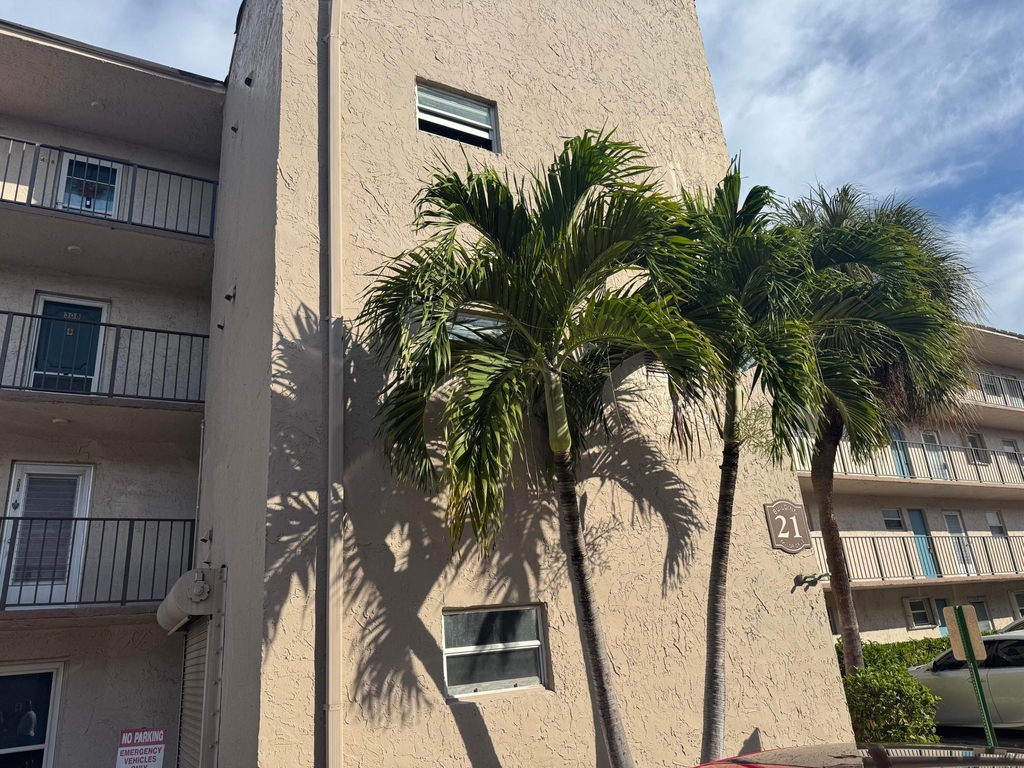 725 Lori Drive - Photo 1