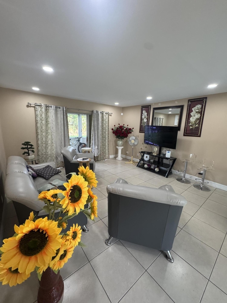 725 Lori Drive - Photo 14