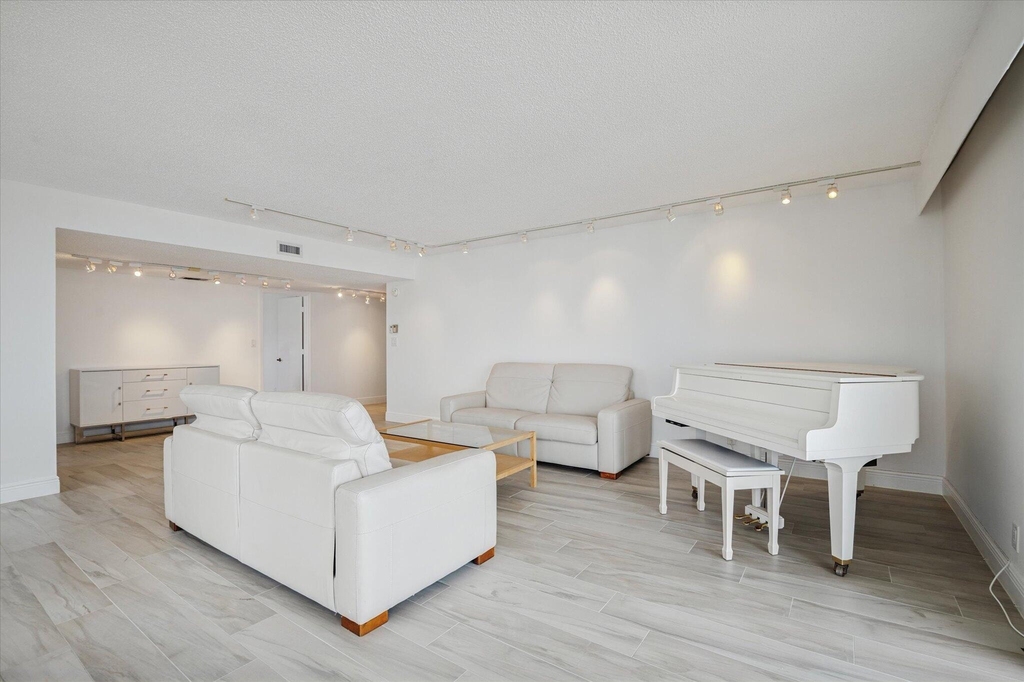 1010 S Ocean Boulevard - Photo 3