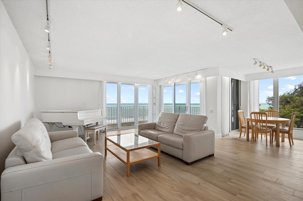 1010 S Ocean Boulevard - Photo 1