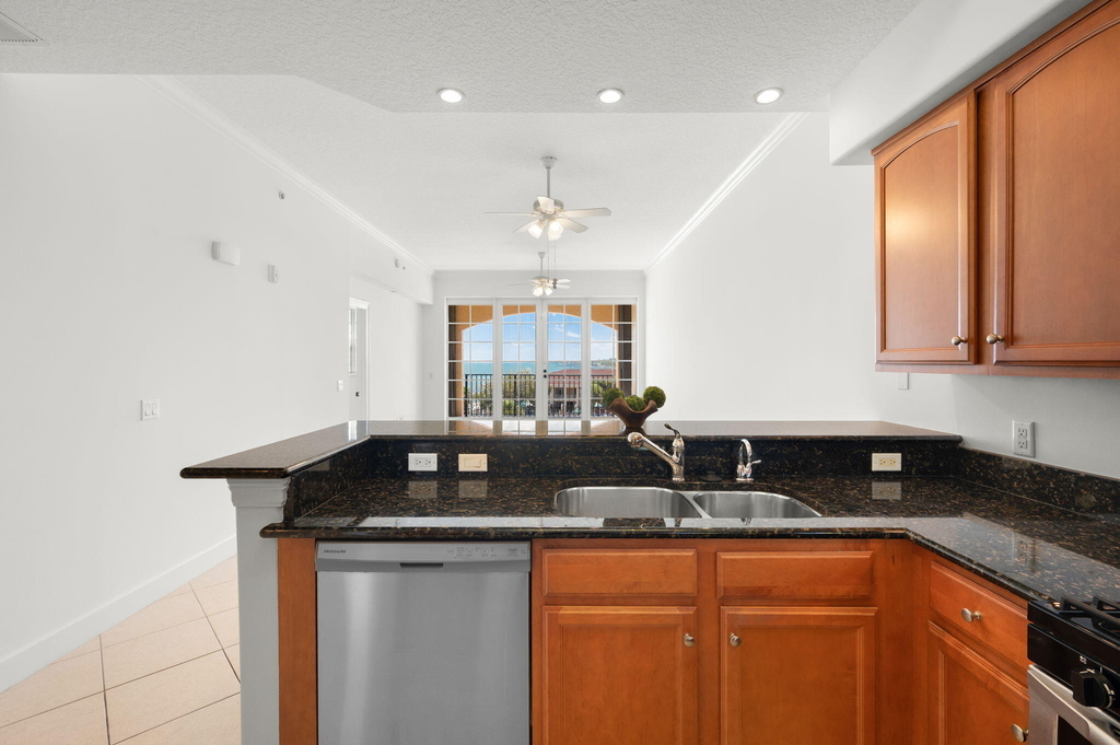 20 Orange Avenue - Photo 11