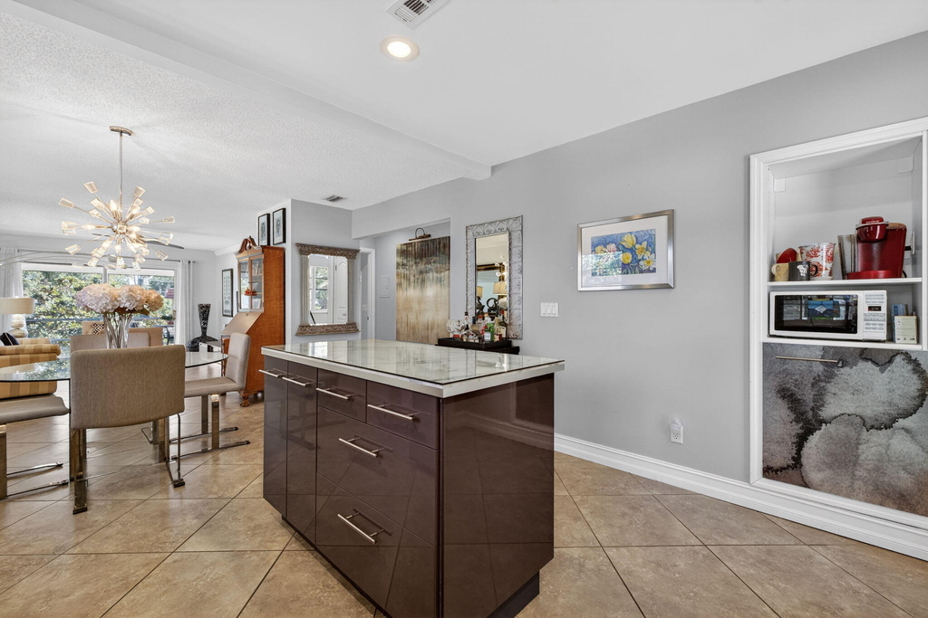 1225 Nw 21st Street - Photo 6