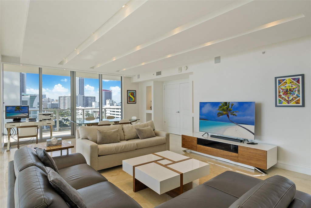 3101 S Ocean Drive - Photo 0