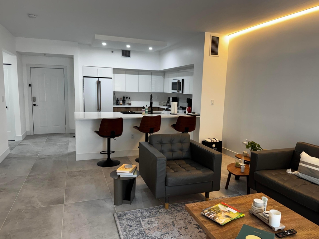 250 Ne 3rd Avenue - Photo 28