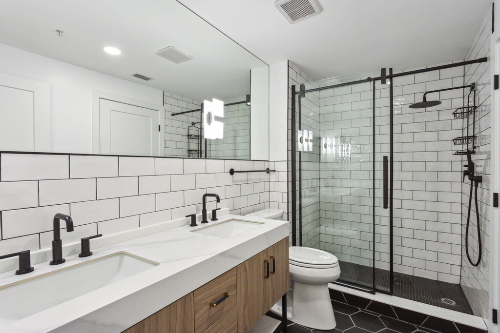 250 Ne 3rd Avenue - Photo 9