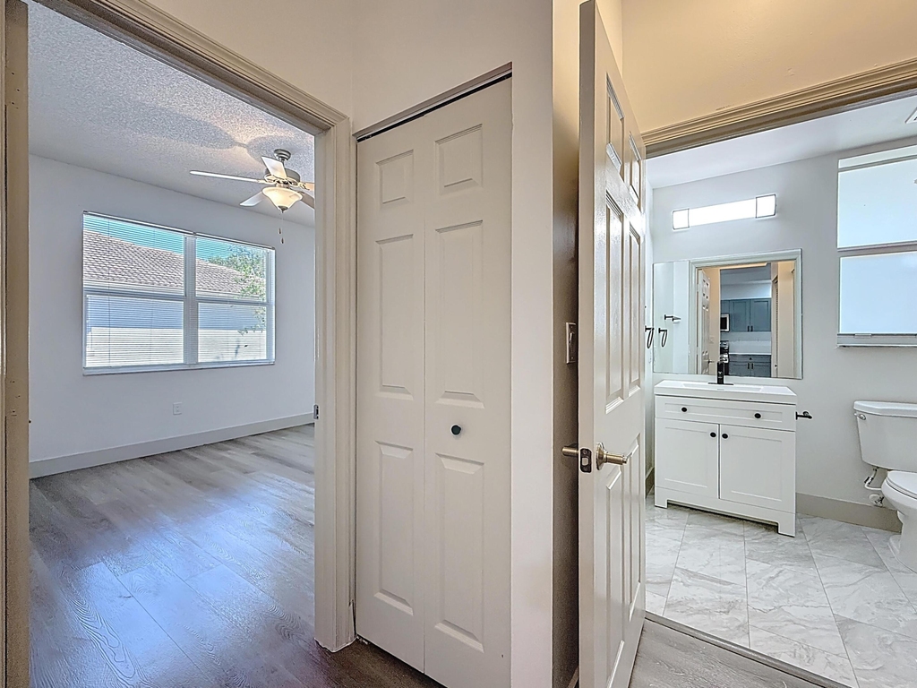 3180 N Haverhill Road - Photo 8