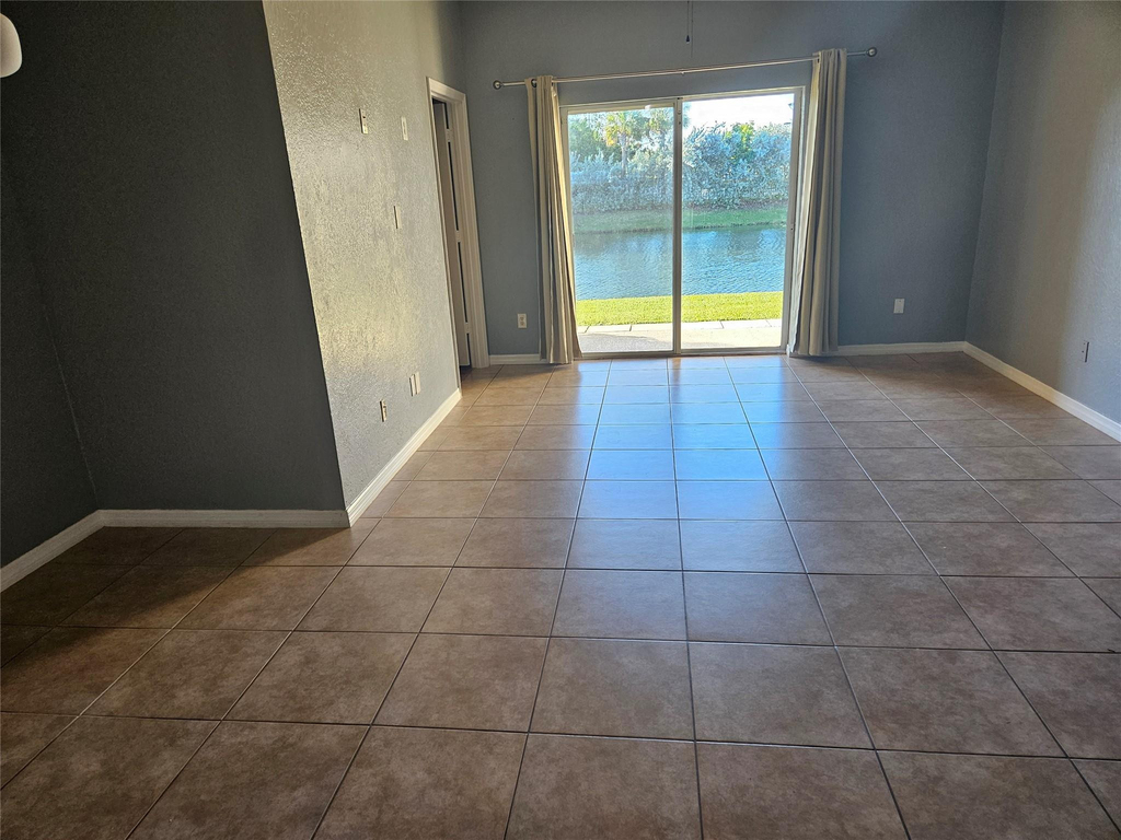 9082 Plymouth Place - Photo 2
