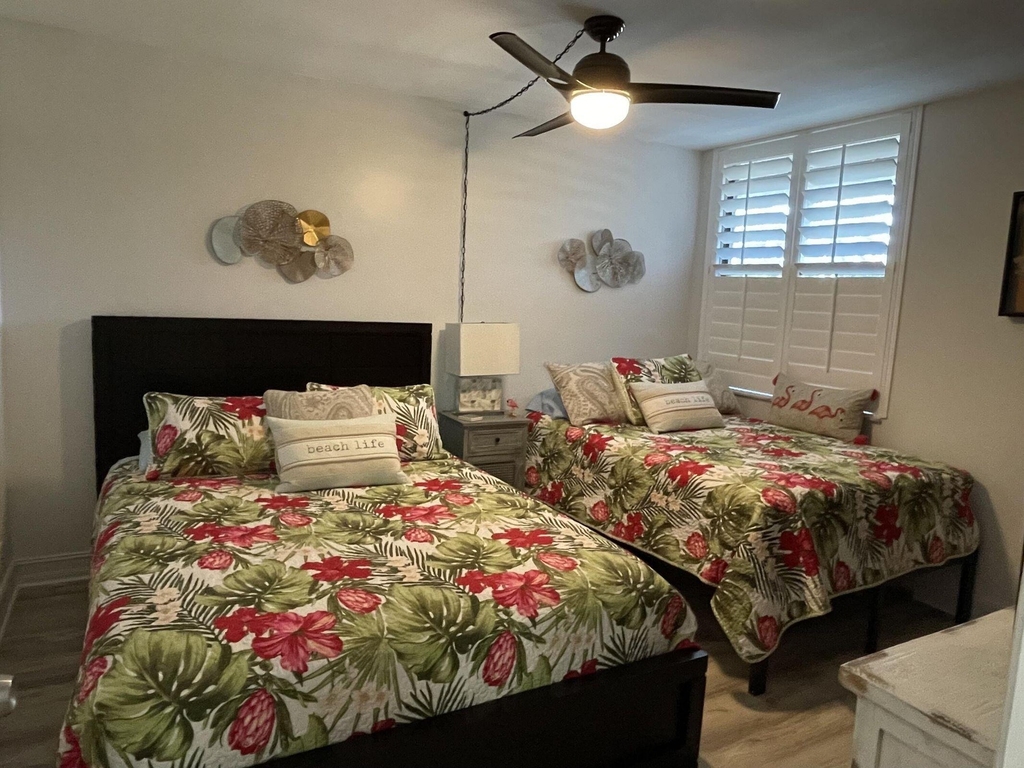 2455 Lindell Boulevard - Photo 14