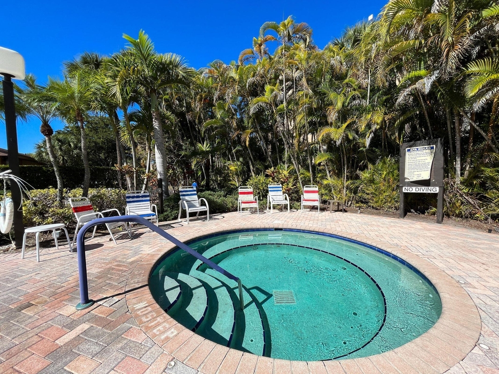 2255 Lindell Boulevard - Photo 16