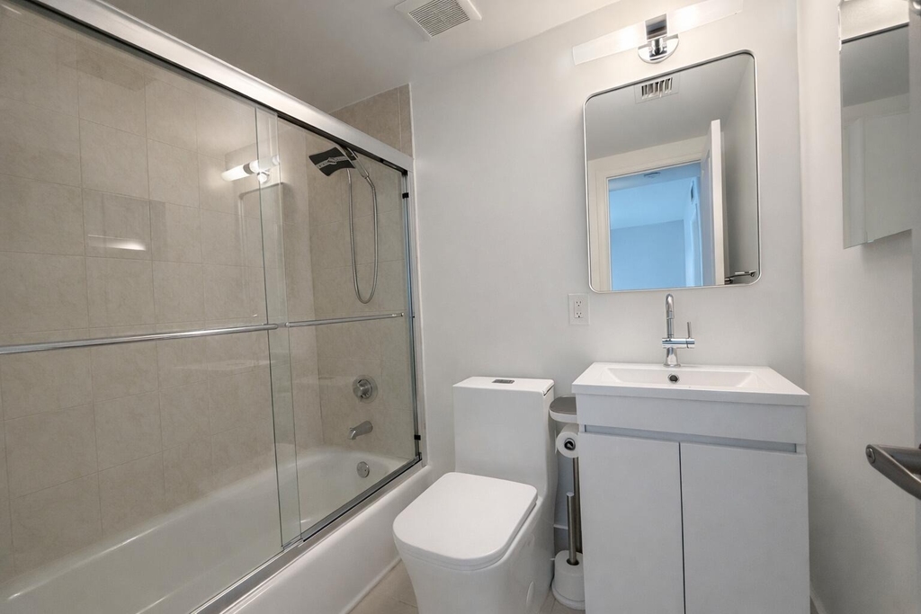 2660 Ne 8th Avenue - Photo 12