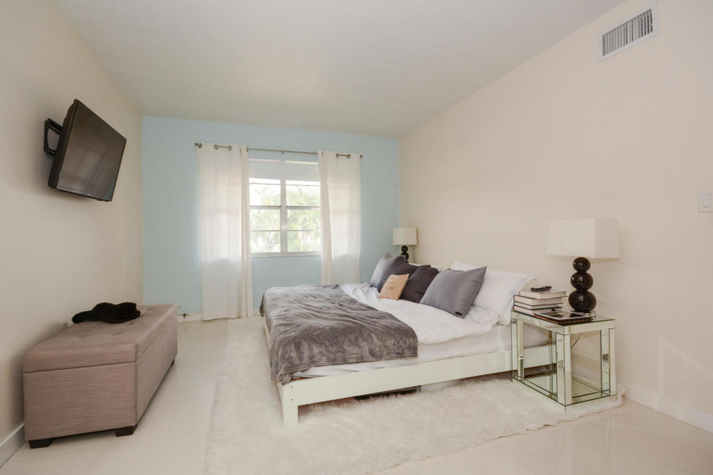 1231 Nw 13th Street - Photo 7