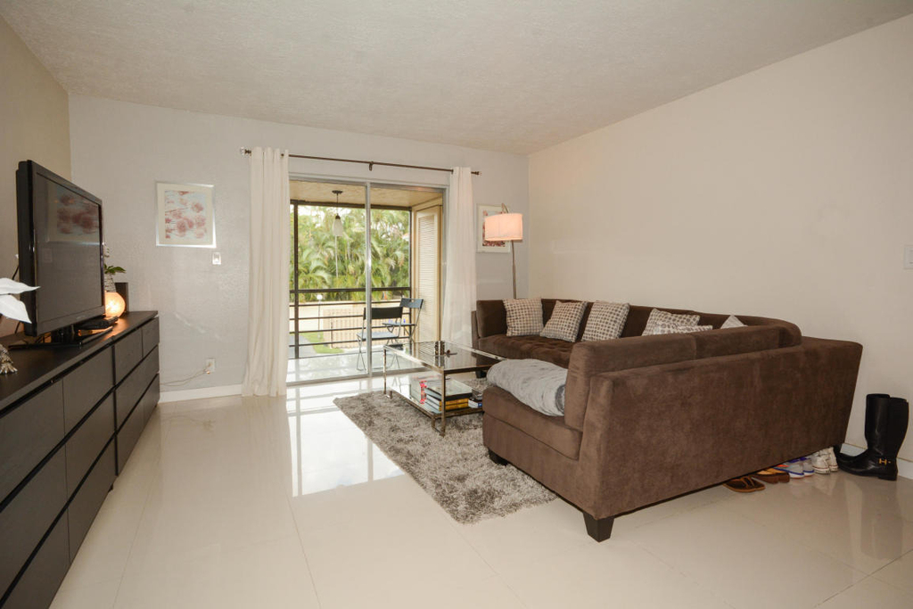 1231 Nw 13th Street - Photo 6