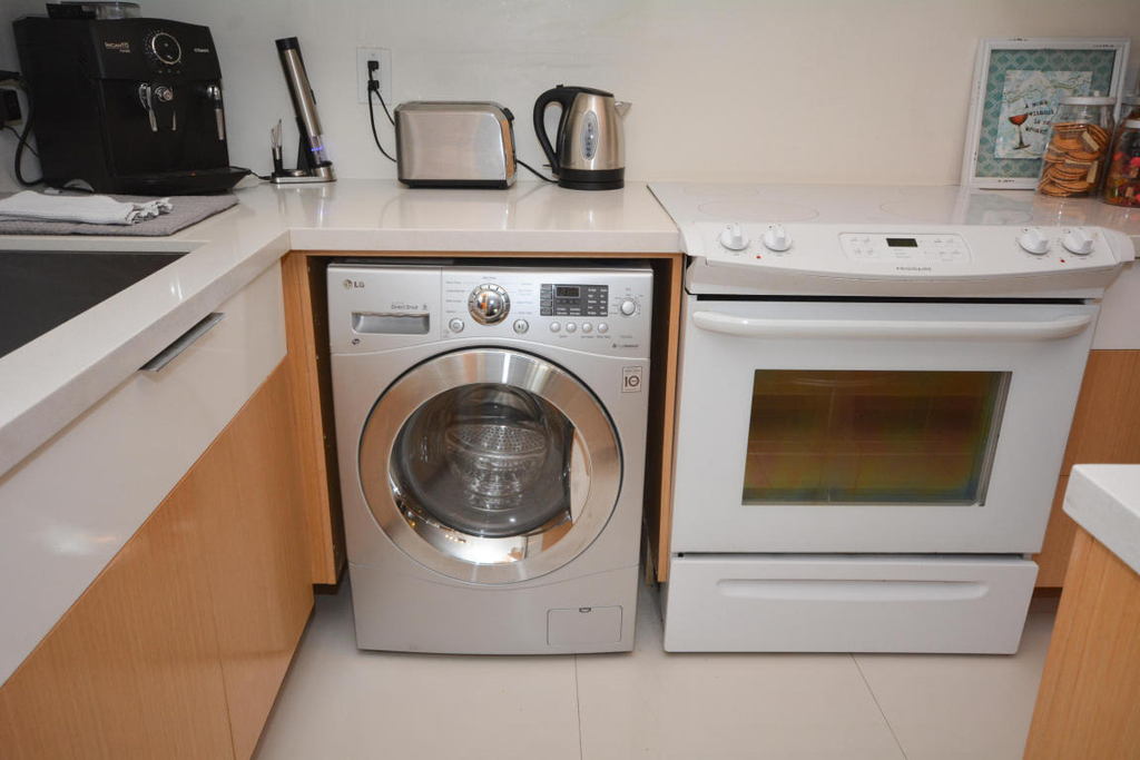 1231 Nw 13th Street - Photo 3