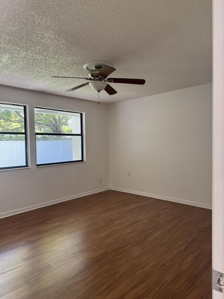5201 Sw 31st Street - Photo 2