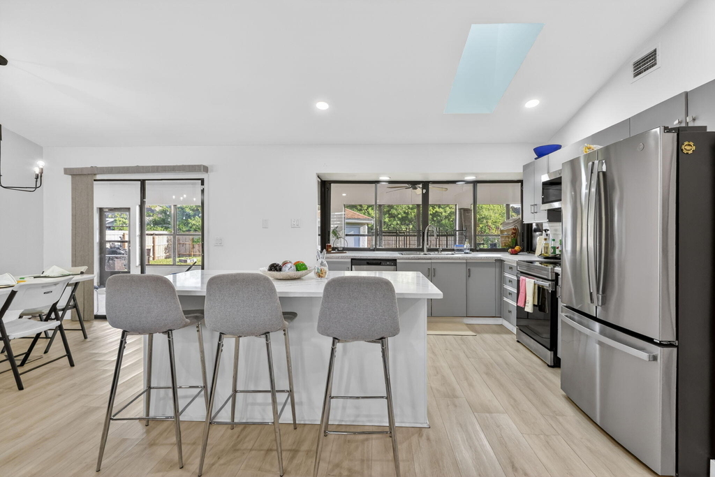 481 Sw Aster Road - Photo 9
