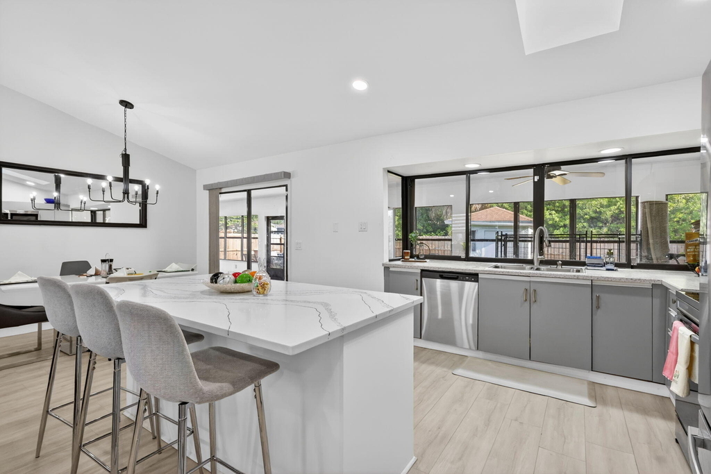 481 Sw Aster Road - Photo 10