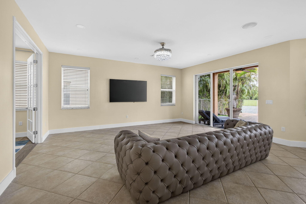 1724 Annandale Circle - Photo 18