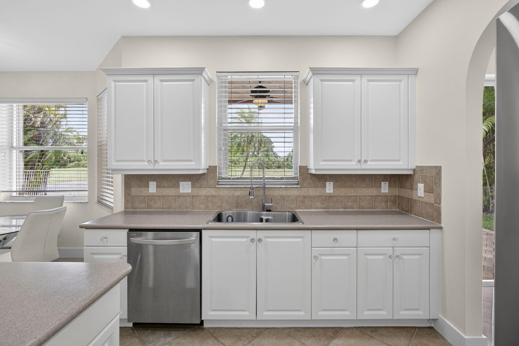 1724 Annandale Circle - Photo 31