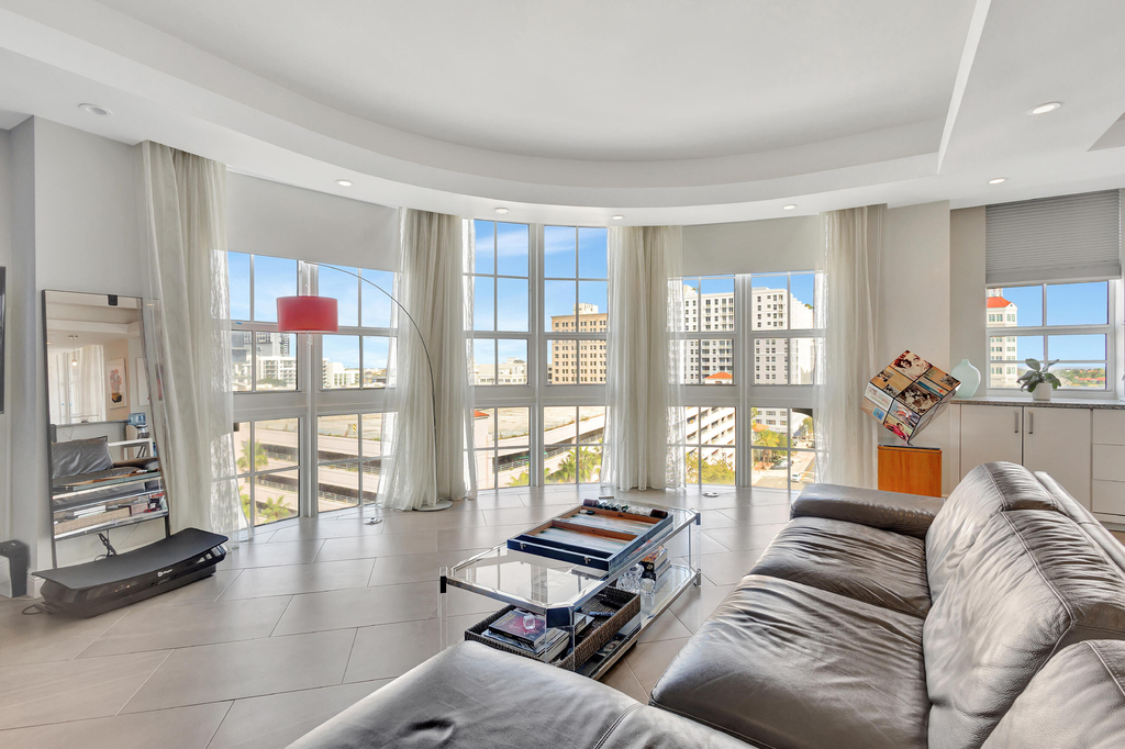 410 Evernia Street - Photo 8