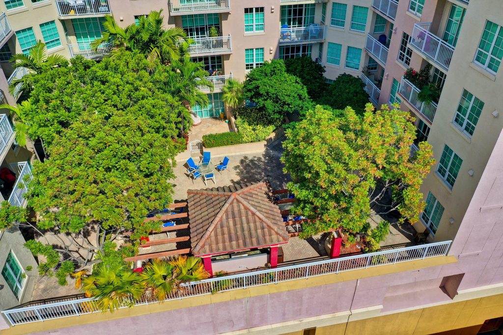 410 Evernia Street - Photo 35