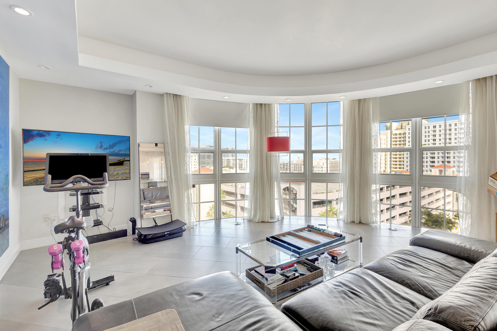 410 Evernia Street - Photo 6