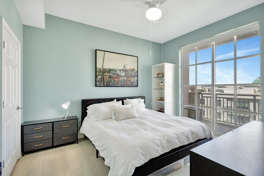 410 Evernia Street - Photo 12