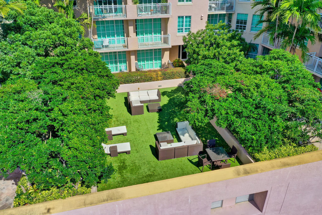 410 Evernia Street - Photo 34