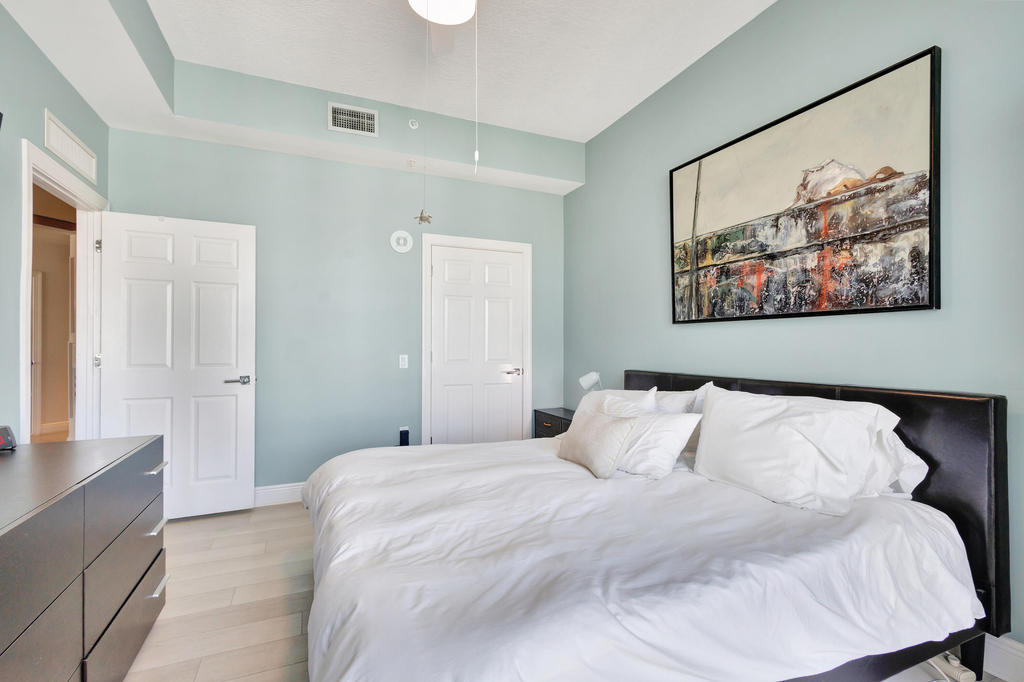 410 Evernia Street - Photo 14
