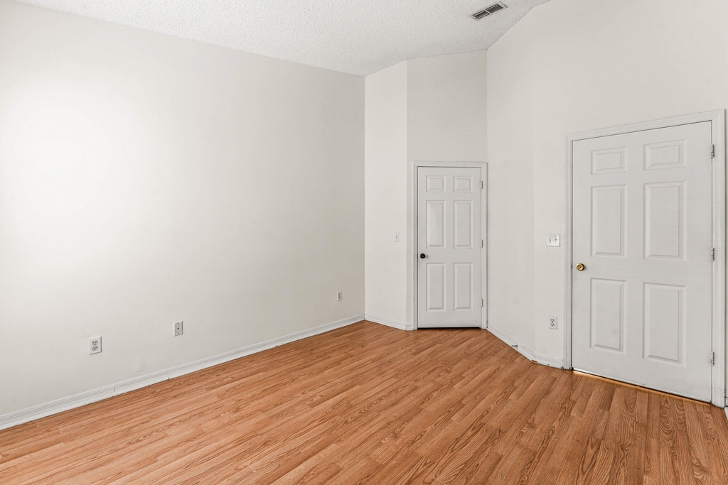 10336 Fox Trail Road S - Photo 26