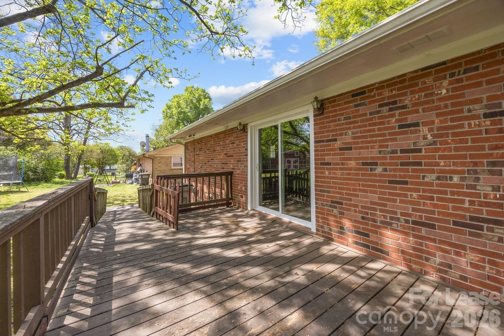 1502 Cloverdale Lane - Photo 21