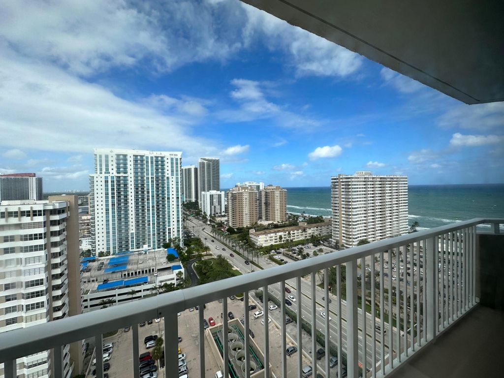 1985 S Ocean Drive - Photo 20