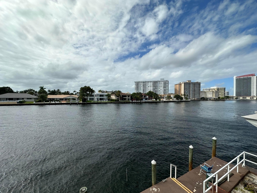 1985 S Ocean Drive - Photo 22