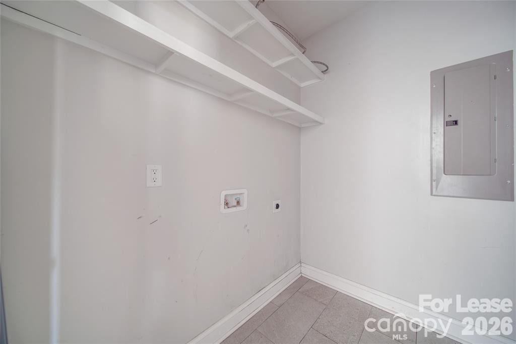 112 Rockwell Court - Photo 12