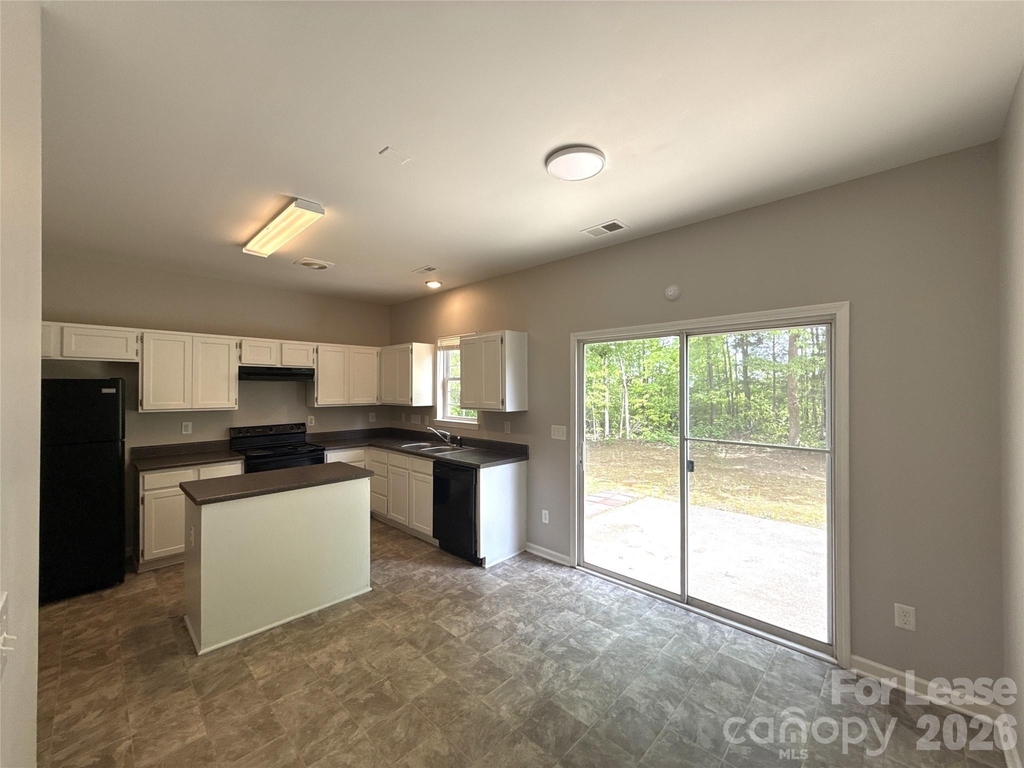 1207 Joannas Court - Photo 5