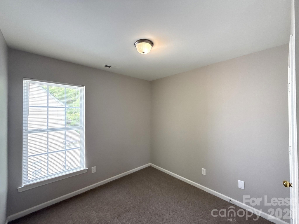 1207 Joannas Court - Photo 17